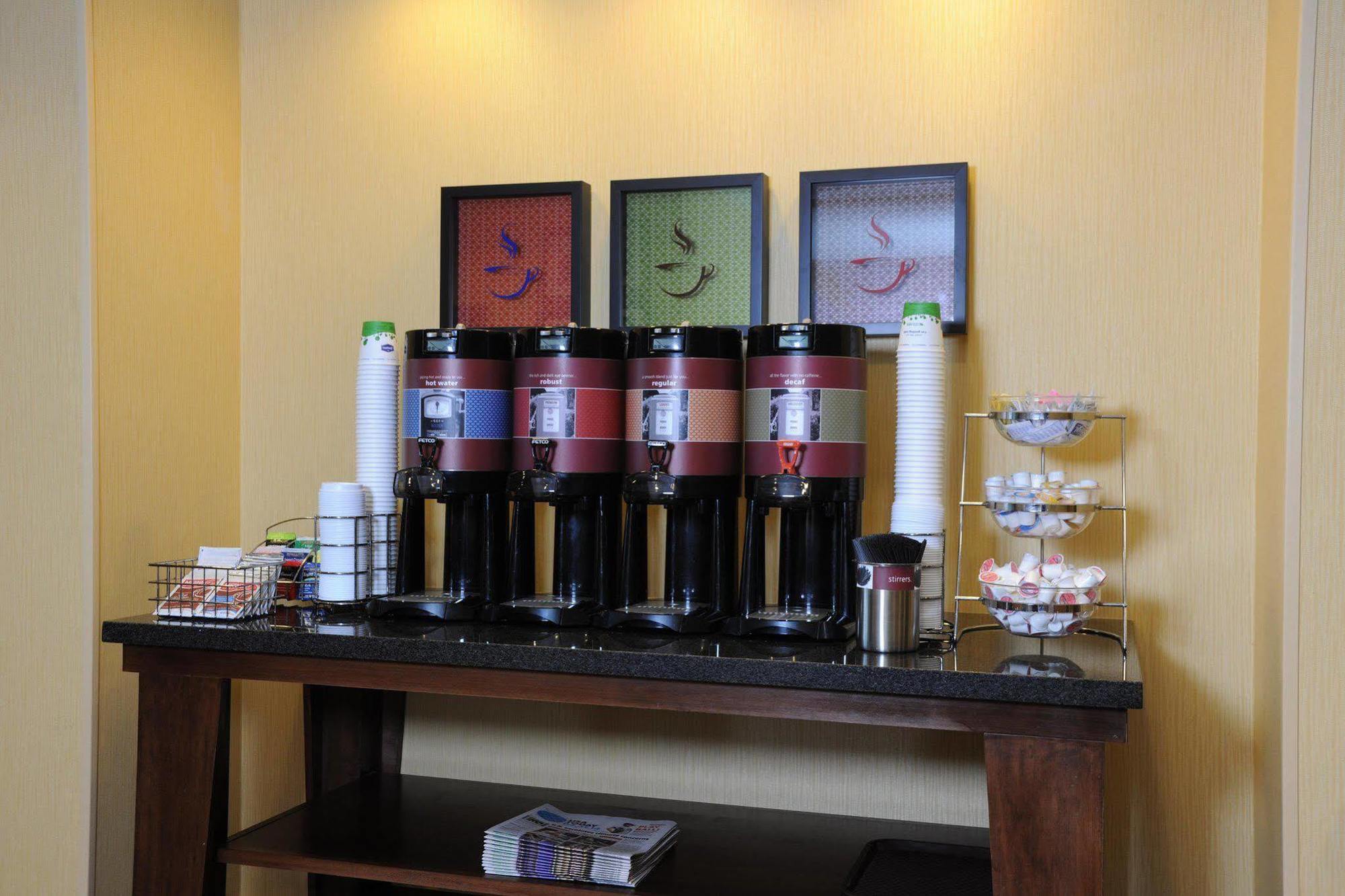 Upper Grand Lagoon Hampton Inn By Hilton Panama City Beach מראה חיצוני תמונה